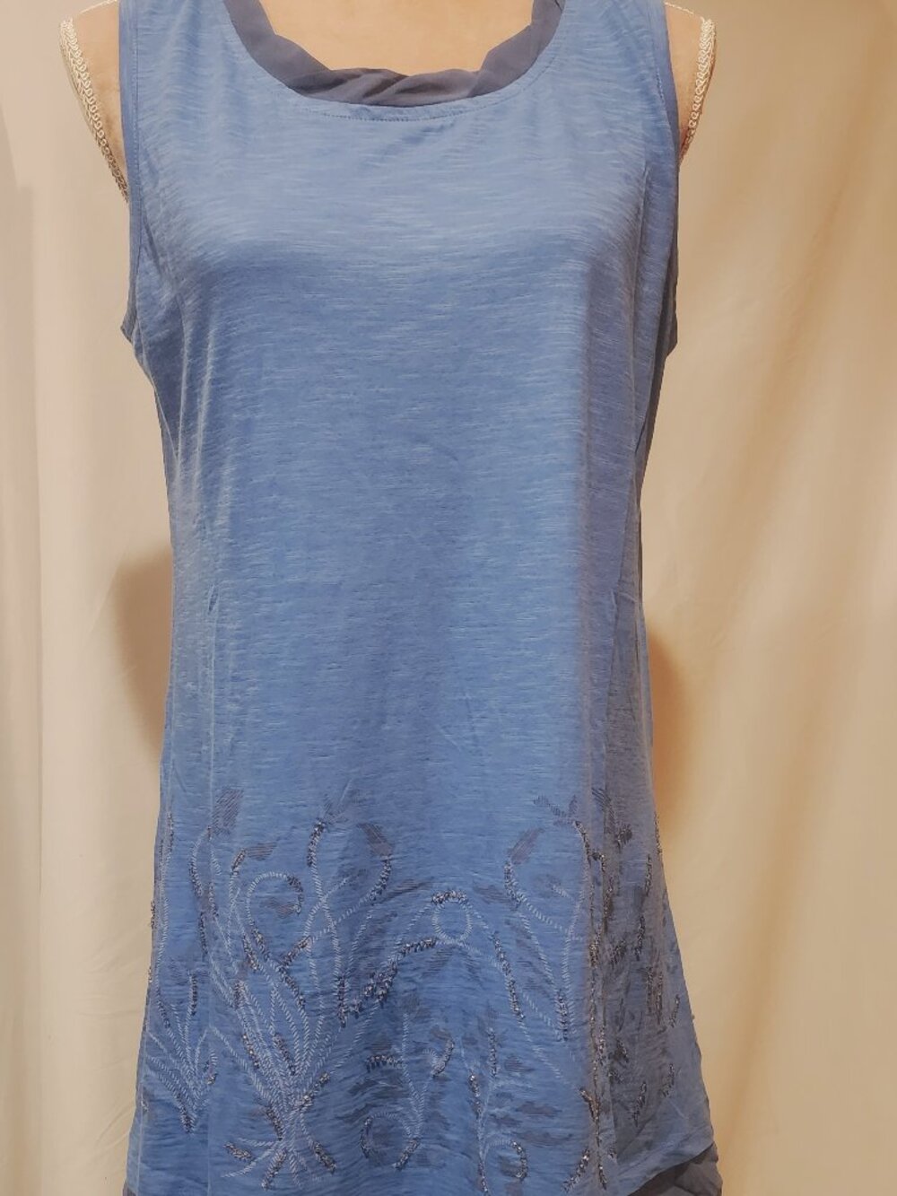 LOGO by Lori Goldstein 100% Cotton Blue Sequin Floral Sleeveless Tunic Tank M